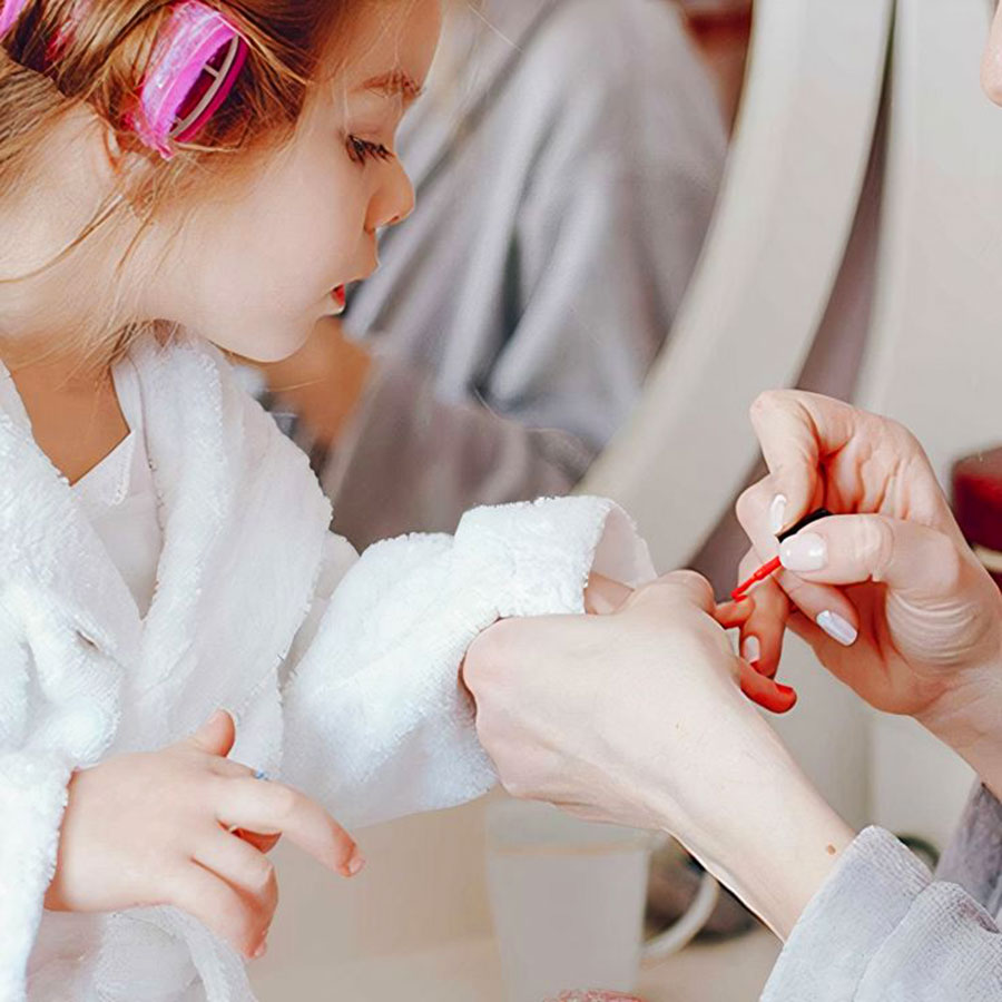 T LUXE NAIL SPA